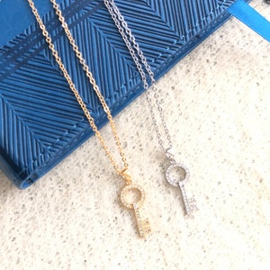 Dainty Key Necklace, Gold Silver Key Pendant Necklace, Christmas Gift