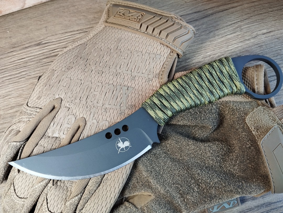 Atrax Plague Armor Black Cerakote, Military Paracord and Kydex