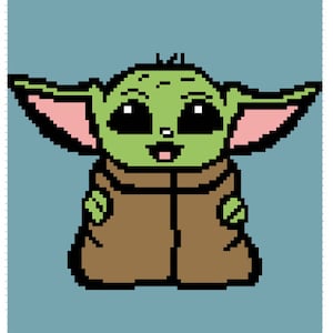 Könnte beinhalten: Eine Pixelgrafik eines grünen Charakters mit großen Augen und rosa Ohren, der eine braune Robe trägt. Der Charakter lächelt und hat eine kleine Nase.