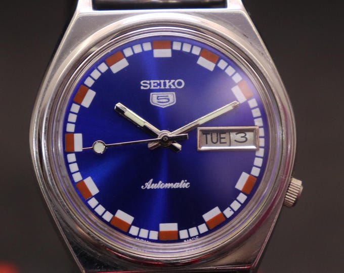 Seiko 5 Sports Automatic Watch – Refurbished Vintage | Japan-Made Men’s Timepiece main image 0