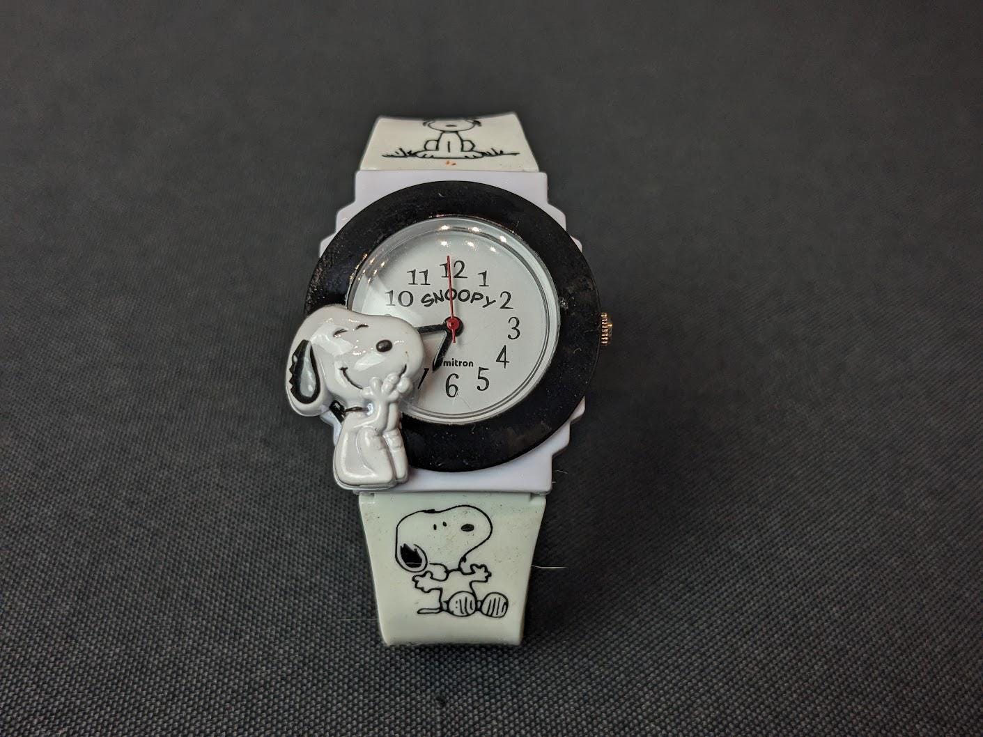 Vintage 1980s Peanuts Snoopy Woodstock Armitron Quartz Watch