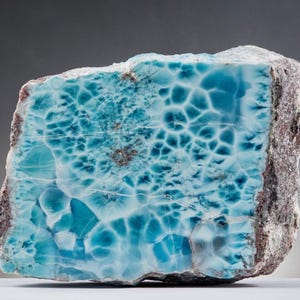 Spécimen rare de larimar : cristal de guérison de la République dominicaine, 1210 g