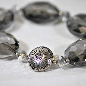 Glass Crystal Bracelet: Nickel-Free Silver Stretch Bracelet