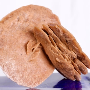 Selenite Sand Desert Rose: Beautiful Stone Flower for Healing Energy - Chakra Balancing Gift for Home Decor and Collection