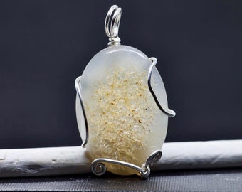 Handgemaakte bergkristal sterlingzilveren hanger - kruinchakra-sieraden