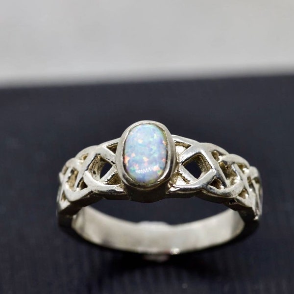 Crystal Opal Ring: Radiant Healing and Creative Inspiration - Handmade Jewelry Unique Boho Vintage Gift for Her