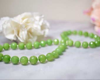 Handcrafted Green Aventurine Necklace: Natural Quartz Gemstone Jewelry
