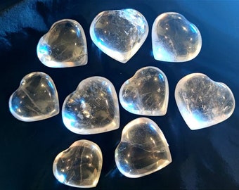 Radiant Elegance: Hearts of Rock Crystal - Natural Polished and Carved Quartz Gemstone Unique Unisex Healing Spirituel Gift Home Decor