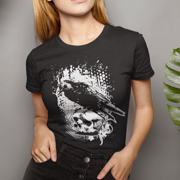 Crow T-Shirt, Bird Lover Shirt, Raven Shirt, Unisex T-Shirts, Eco Fashion, Slow Fashion, Handmade Gift, Edgar Allan Poe Shirt, Book Lover