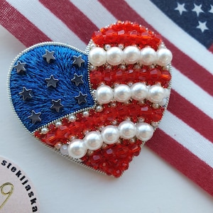 American Flag brooch pin, USA Heart Handmade Patriotic brooch, Embroidered Beaded Brooch Pin, Unique gift  4th of July, USA Independence Day