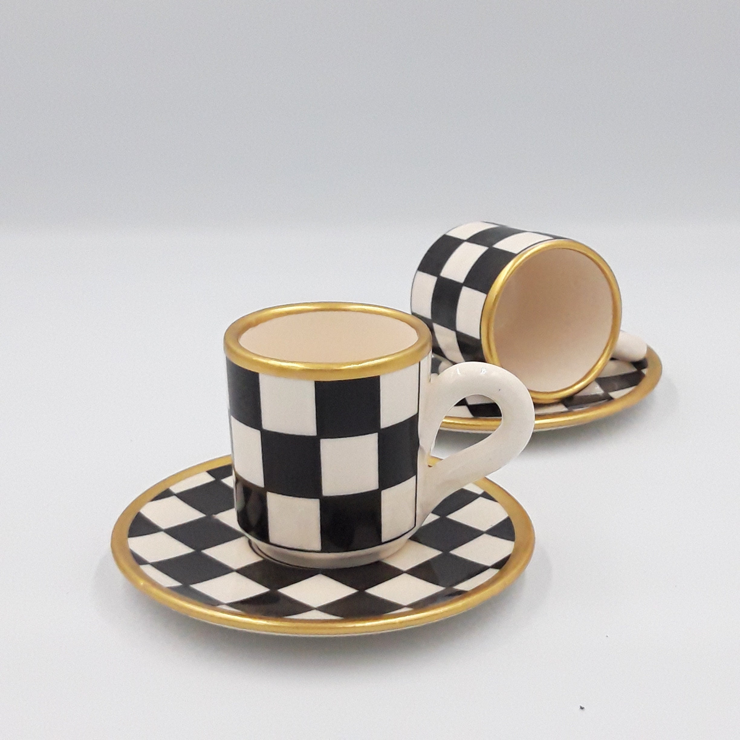 Luxury Checkered Patterned Gold Rimmed Coffee Cup Set in Velvet Box