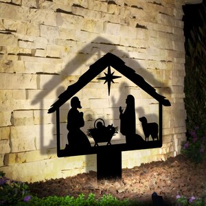 Nativity Scene Shadow Caster Metal Stake, Christmas Outdoor Decor, Garden Stake, Christmas Shadow Caster, Metal Yard Art, Nativity Spotlight image 5