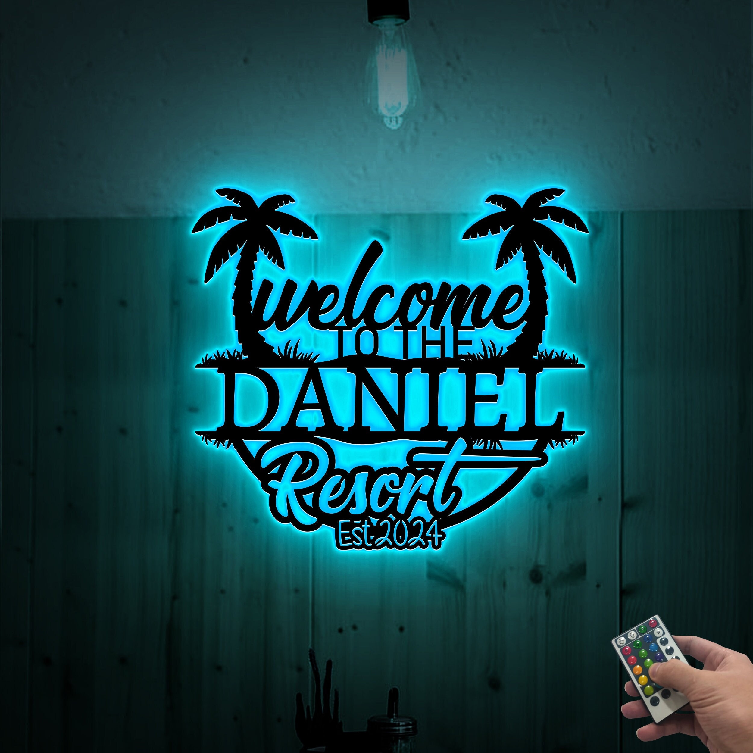 Custom Beach Resort Metal Sign With LED Lights, Family Name Palm