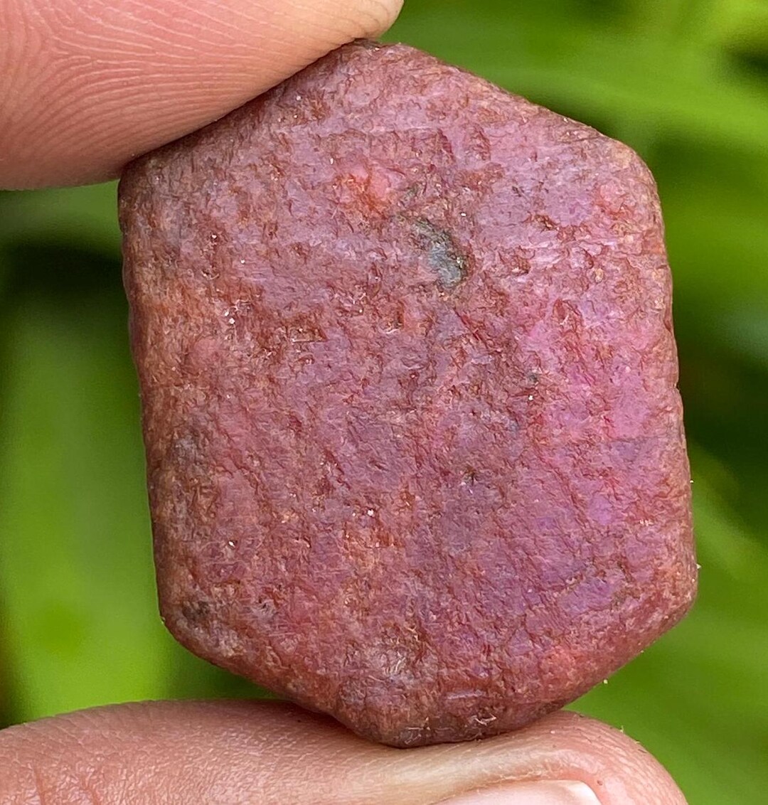 Natural Purple-red Ruby Crystal: Karnataka Ruby Specimen, 132.90