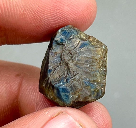 Raw Blue Star Sapphire: 29 Carat Shri Lankan Gemstone (19x14x9 MM