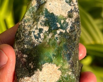 Natural Serpentine Specimen: Raw Healing Crystal, 589 Carat