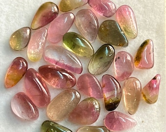 Multiturmalin Cabochon Parti: Naturliga lösa ädelstenar, 26,20 karat