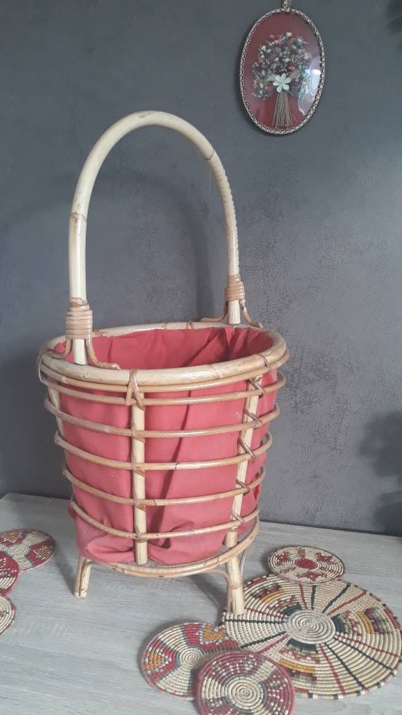 Ancienne Travailleuse Rotin et Bambou Tripode