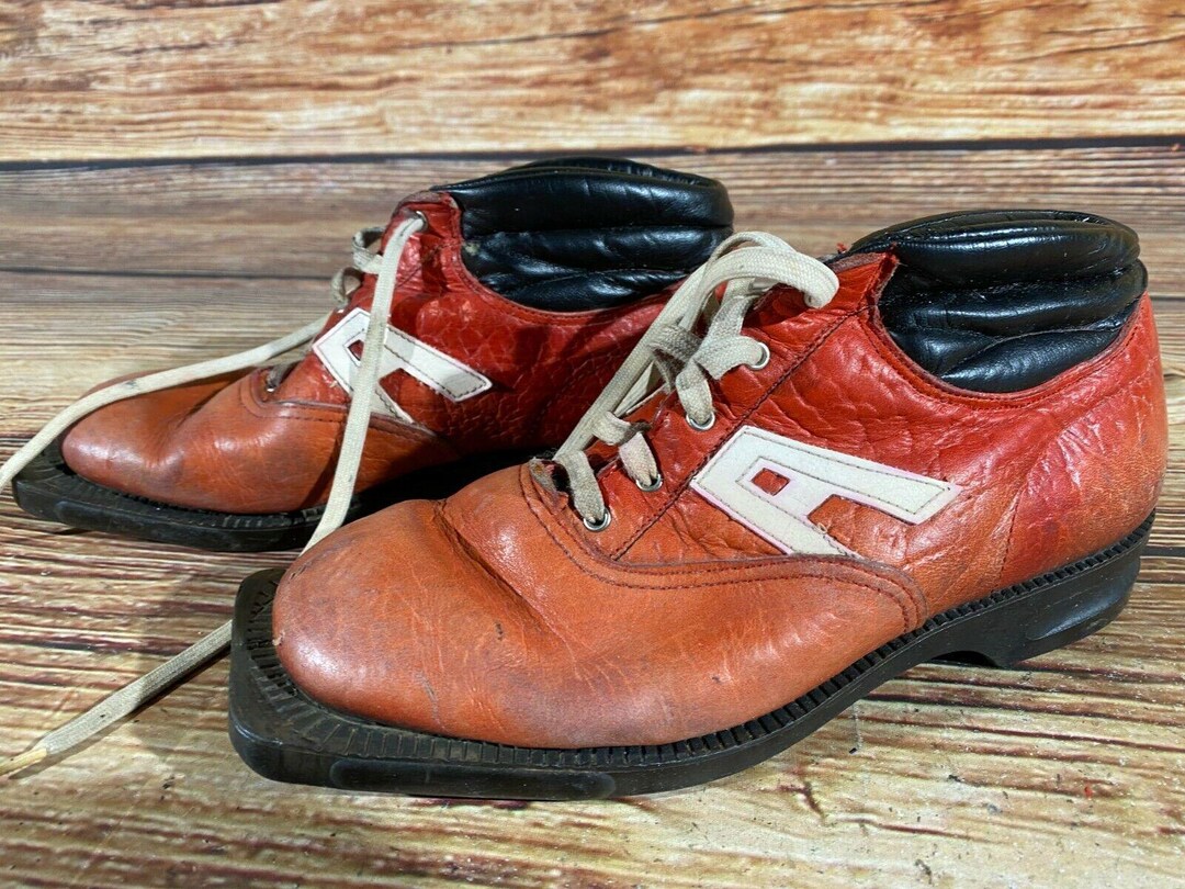 Alfa Vintage Nordic Norm Suede Ski Boots Lace Up Men\'s Size EU 38 / US 7.5 Red Alfa Vintage Nordic Norm Red Ski Boots Lace Up Men main image 2
