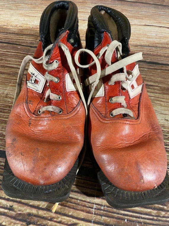 Alfa Vintage Nordic Norm Suede Ski Boots Lace Up Men\'s Size EU 38 / US 7.5 Red Alfa Vintage Nordic Norm Red Ski Boots Lace Up Men main image 3