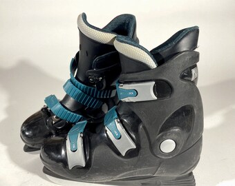 Roces Ice Skates Recreational Winter Sports Unisex Size EU37 US5.5 Mondo 240