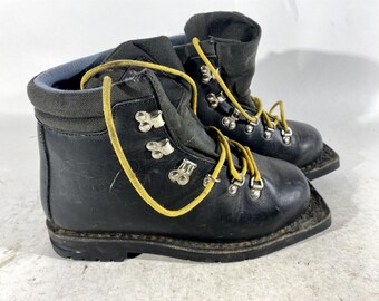 Asolo Telemark Nordic Norm Cross Ski Boots Size EU39 US7 NN  display picture 2
