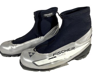 Fischer XC Touring Nordic Cross Country Ski Boots Size EU42 US9 NNN