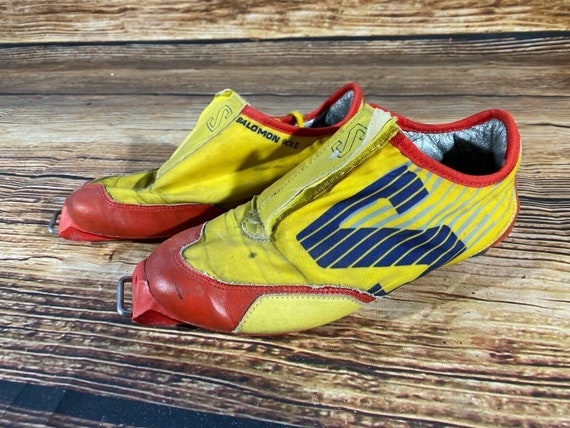 Old salomon ski boots top