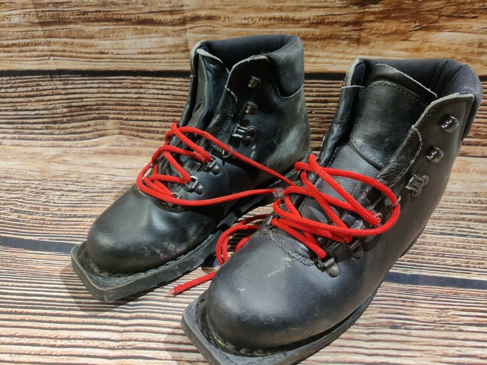 leather backcountry ski boots