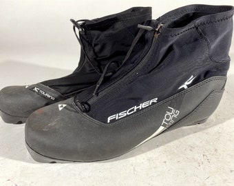 Fischer XC Touring Nordic Cross Country Ski Boots Size EU44 US10.5 NNN