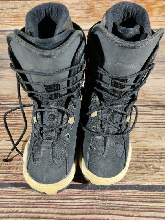 Kids snowboard boots size 2 shop