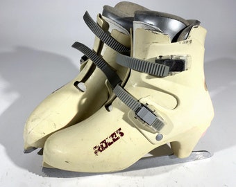 Roces Ice Skates Recreational Winter Sports Unisex Size EU39 US7 Mondo 250