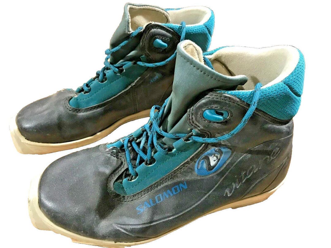 SALOMON ノルディッククロスカントリースキーブーツ サイズ EU38 SNS