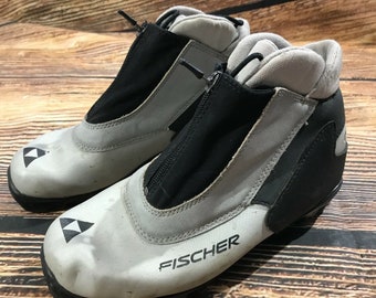 Fischer Nordic Cross Country Classic Ski Boots Size EU38 US6 NNN