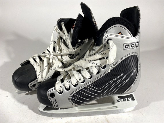 Ice hockey shoes sale