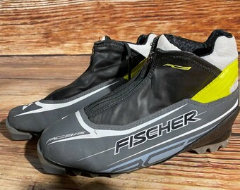 Fischer RC3 Classic Cross Country Ski Boots Size EU39 US7 NNN binding