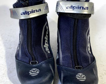 Alpina ST30 Nordic Cross Country Classic Ski Boots Size EU40 US7.5