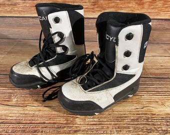 CYCAB Snowboard Boots Size EU37, US5, UK4, Mondo 230 mm D