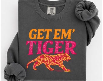 Easy Tiger Retro Sweatshirt – Comfort Colors Sweatshirt – Vintage Tiger Graphic Crewneck – Trendy Game Day Sweatshirt – DTF Printed