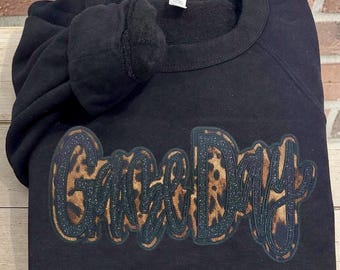 CUSTOM Game Day Sweatshirt, Gameday Sweater, Game Day Crewneck, Gameday Shirt, Varsity Retro Gameday Outfit, Football, Baseball, Softball