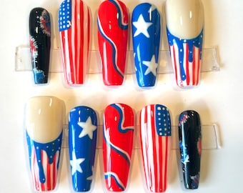 Imprensa patriótica personalizada reutilizável de 4 de julho nas unhas | Bandeira americana, pontas francesas, fogos de artifício, estrelas, listras, vermelho, branco | Formas e comprimentos personalizados