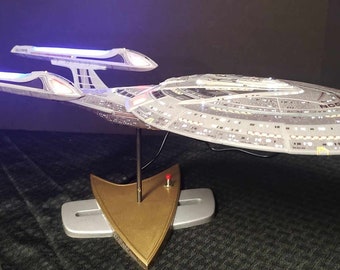 Star Trek USS Enterprise E 1/1400 scale