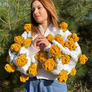 Crochet Jumbo Rose Cardigan, Granny Square Cardigan, Crochet Rose Chunky Cardigan, Red Rose Cardigan, Winter Cardigan, Oversized Cardigan