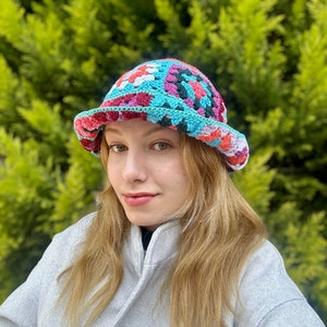 Crochet Granny Square Hat, Colorful Bucket Hat, Unisex Colorful Hat, Handmade Festival Hat, Summer Bucket Hat, Vintage Style Bucket Hat