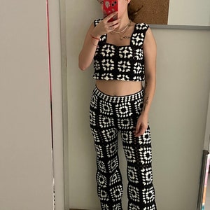 Gehäkelte Hose und Top Set, schwarze Oma quadratische Hose, gehäkelte Hose, häkeln Oma quadratische Hose, häkeln Oma quadratische Sommer Set