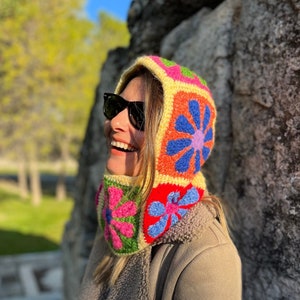 Crochet Floral Balaclava, Handmade Colorful Daisy Balaclava, Alisdaknit Style Balaclava, Crochet Floral Winter Hat, Handmade Daisy Hat