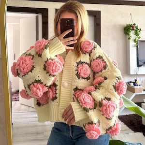 Crochet Jumbo Rose Cardigan, Granny Square Cardigan, Crochet Rose Chunky Cardigan, Pink Rose Cardigan, Oversized Cardigan, Mother’s Day Gift