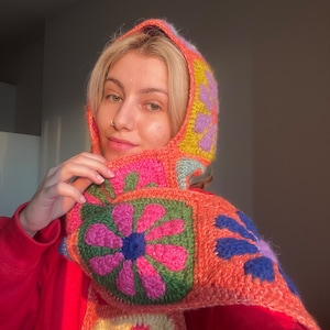 Crochet Balaclava Scarf, Alisdaknit Style Balaclava Scarf, Floral Balaclava, Handmade Floral Scarf, Winter Balaclava, Daisy Balaclava Scarf
