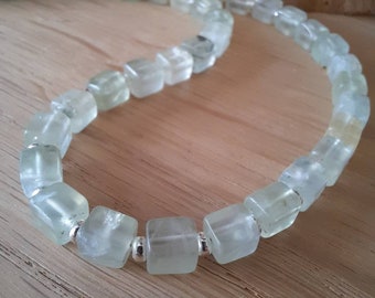 Prehnite necklace, green pearl necklace with silver-plated beads, gemstone necklace, gemstone jewelry, healing stone, handmade