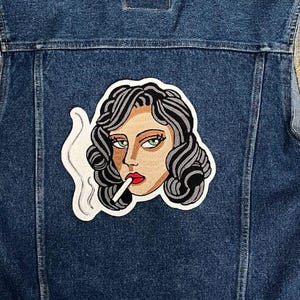 Mulher fumando - Patch para costas de jaqueta ou colete, estilo tatuagem old school